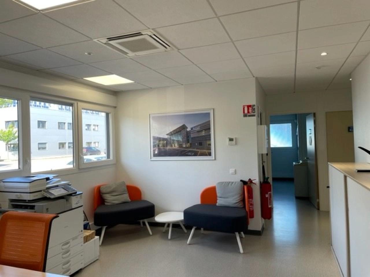 Bureau Archamps 1107m² Location bureau Archamps Haute-Savoie OLBUR2203408 2